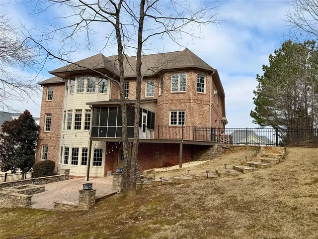 $775,000 | 1030 Overlook Drive, Villa Rica, GA 30180