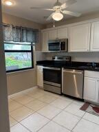 21500 Cypress Hammock Drive, Unit 38F Boca Raton, FL 33428 - Photo 3 of 15 38f kitchen