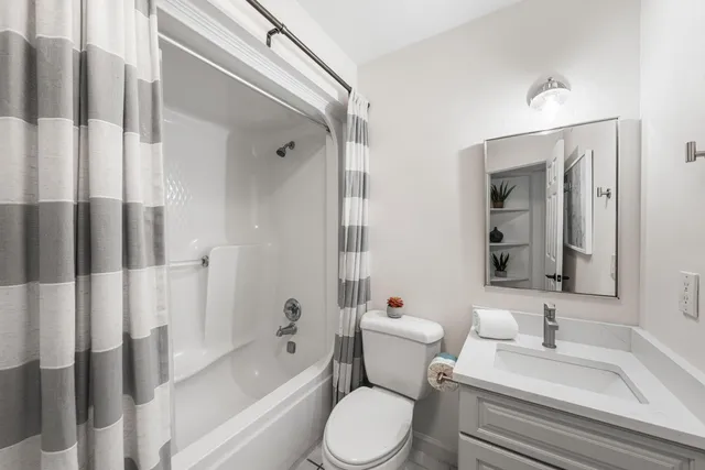 $1,195,000 | 8294 East County Highway 30A, Unit 19, Seacrest, FL 32461