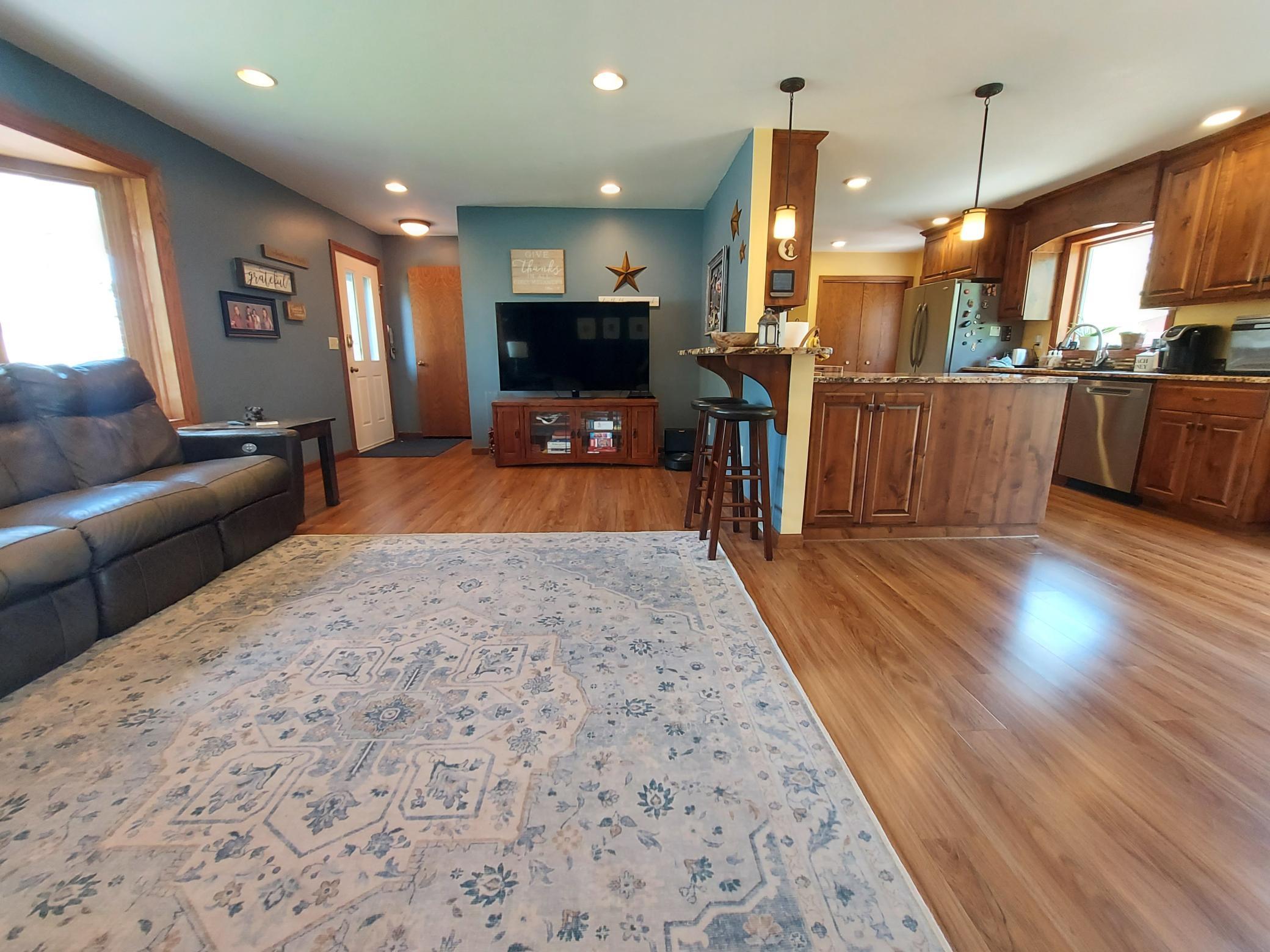 409 Sundown Drive Avon, MN 56310 - Photo 3 of 17