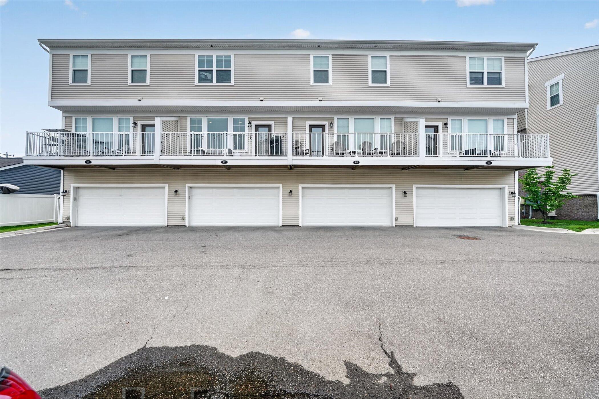 2500 Normandy Road, Unit 67 Royal Oak, MI 48073 - Photo 28 of 28 34-2500-Normandy-Rd-#67-WindowStill-Phot