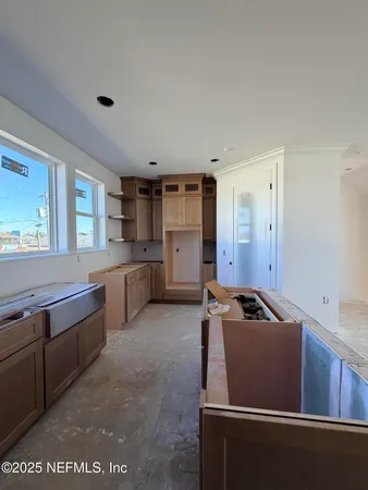 a view of a livingroom with furniture
