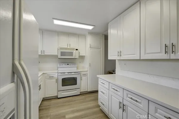 $2,600 | 3338 Punta Alta, Unit 3C, Laguna Woods, CA 92637