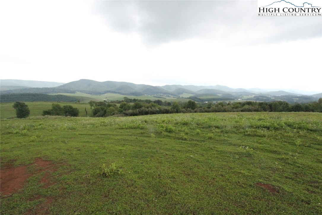 177 Virginia Highlander Road Sugar Grove, VA 24375 - Photo 31 of 37 Gallery Image 31