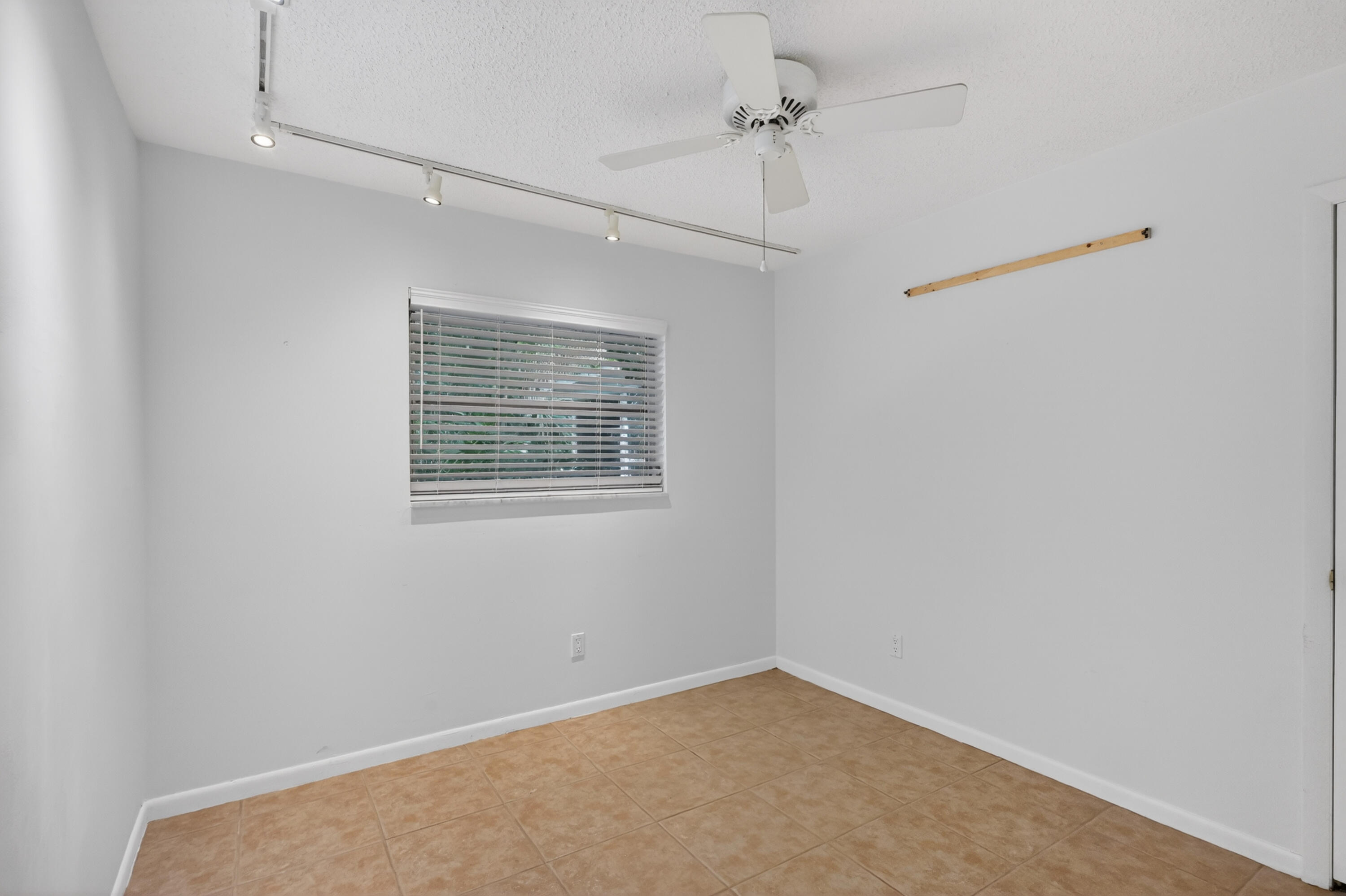 1233 Northwest River Terrace Stuart, FL 34994 - Photo 38 of 85 35-print-7R7A6809
