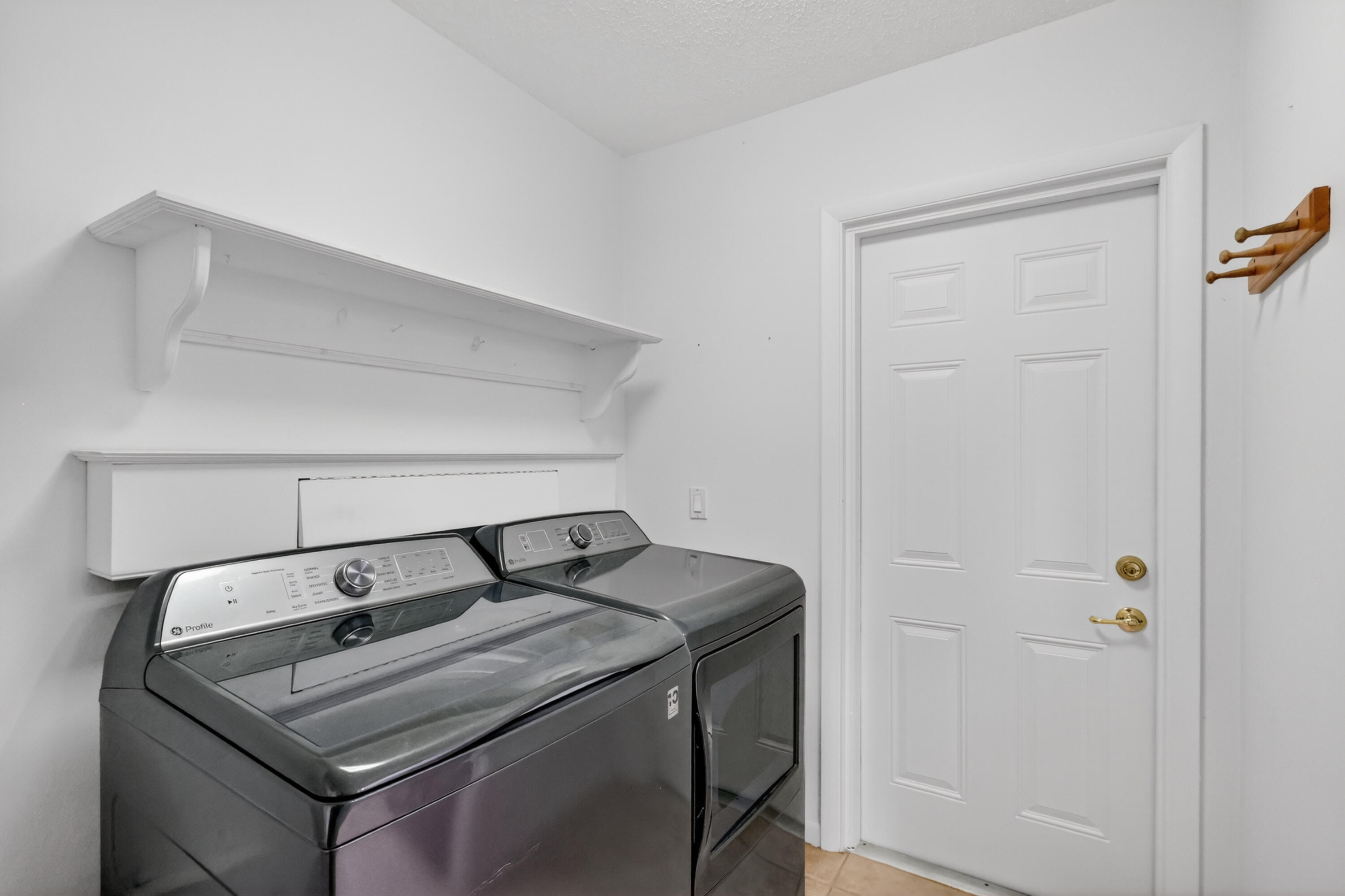 1233 Northwest River Terrace Stuart, FL 34994 - Photo 44 of 85 41-print-7R7A6839