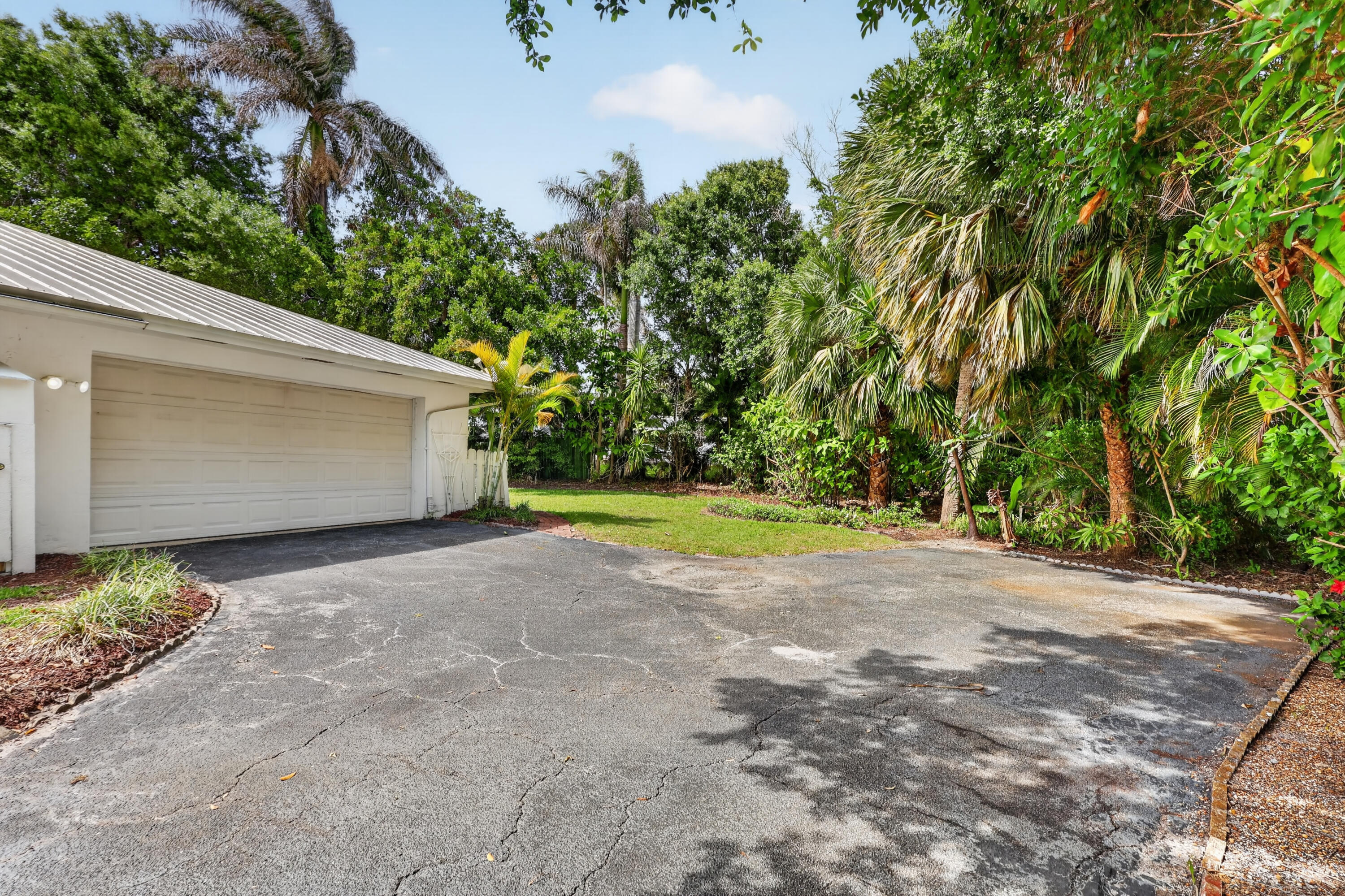1233 Northwest River Terrace Stuart, FL 34994 - Photo 54 of 85 51-print-7R7A6580