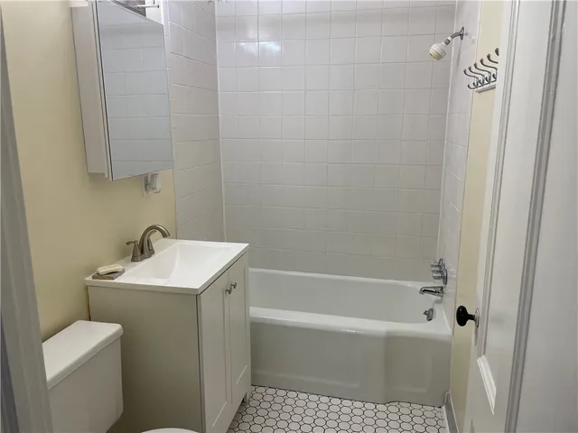 $1,150 | 52 West Market Street, Corning, NY 14830