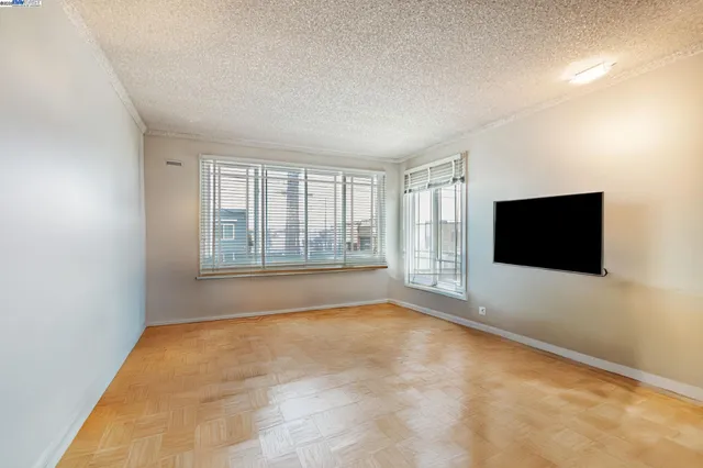 $795,000 | 1942 Jennings Street, San Francisco, CA 94124