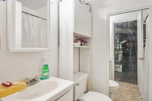 $795,000 | 1942 Jennings Street, San Francisco, CA 94124