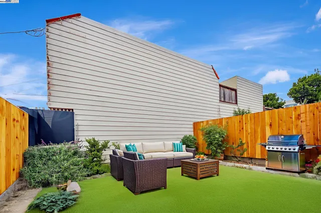 $795,000 | 1942 Jennings Street, San Francisco, CA 94124