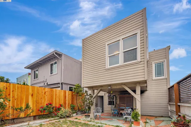 $795,000 | 1942 Jennings Street, San Francisco, CA 94124