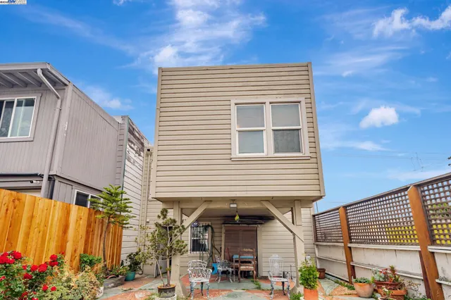 $795,000 | 1942 Jennings Street, San Francisco, CA 94124