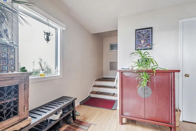 $795,000 | 1942 Jennings Street, San Francisco, CA 94124