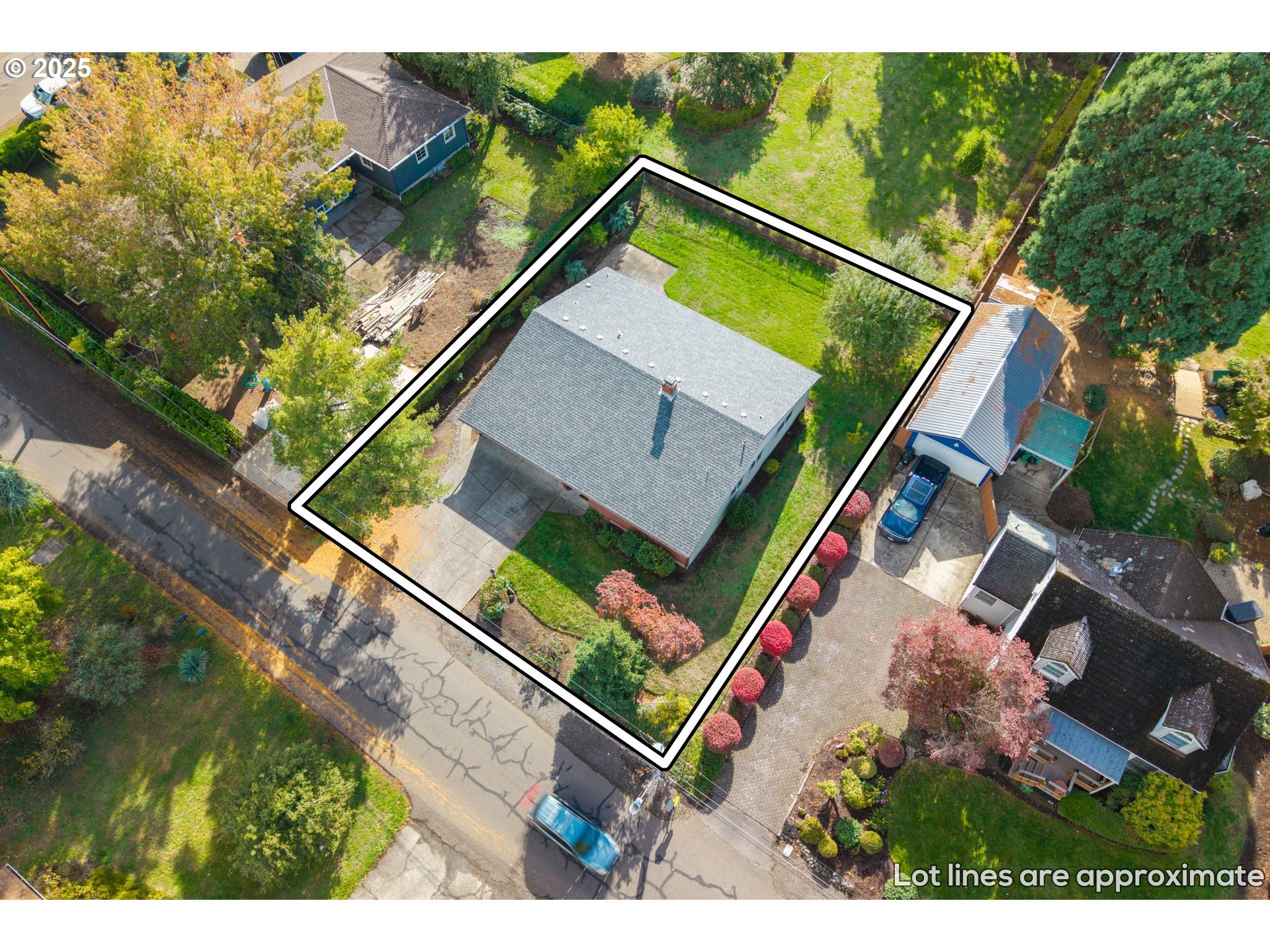 3396 Southeast Loeffelman Road Milwaukie, OR 97222 - Photo 40 of 41 a bird view with sitting space