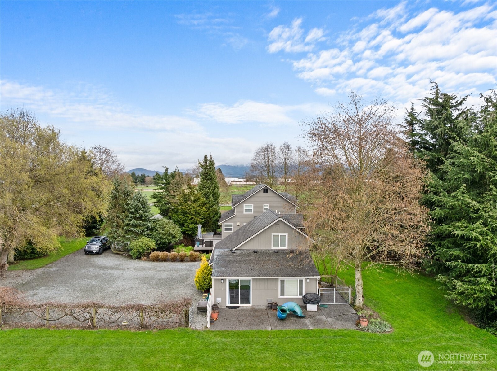 13330 Pulver Road Mount Vernon, WA 98273 - Photo 7 of 40