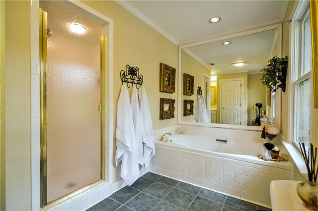 6320 Bresslyn Road Nashville, TN 37205 - Photo 16 of 20 Gallery Image 16