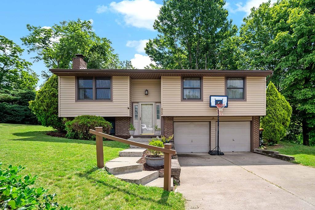 402 Meeting House Road Bridgeville, PA 15017 - Photo 1 of 25 Gallery Image 1