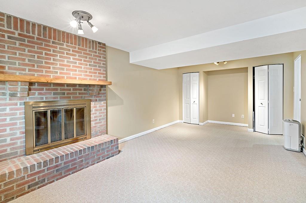 402 Meeting House Road Bridgeville, PA 15017 - Photo 16 of 25 Gallery Image 16