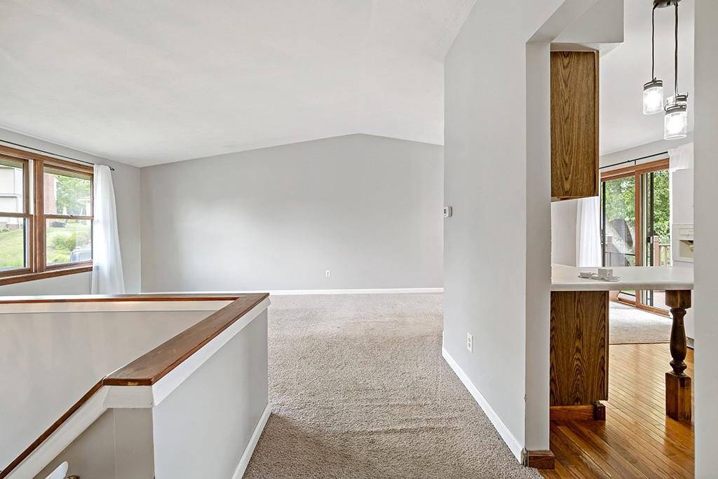 402 Meeting House Road Bridgeville, PA 15017 - Photo 10 of 25 Gallery Image 10