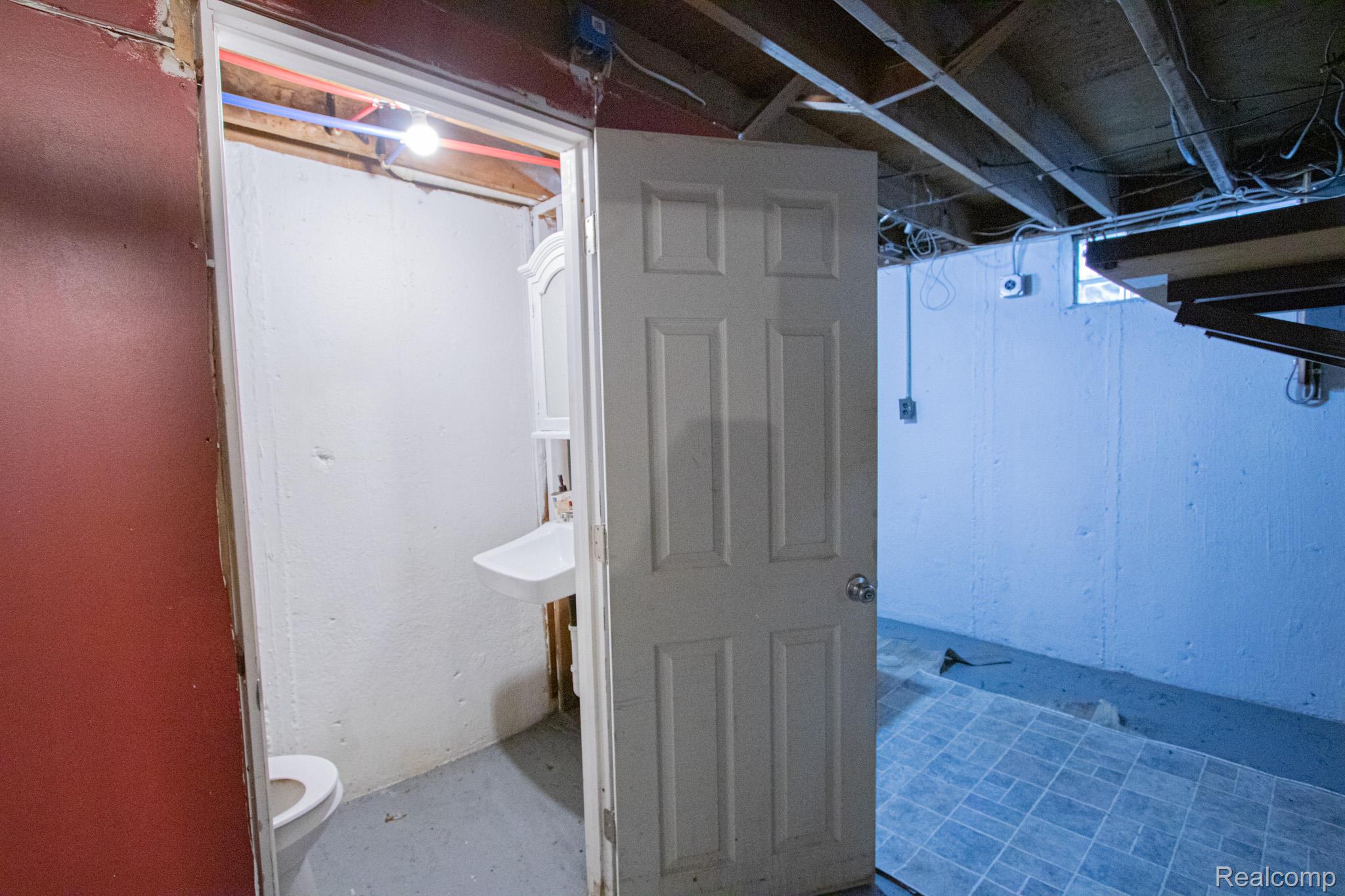 29864 Brooklane Street Inkster, MI 48141 - Photo 20 of 27 IMG_1848.jpg