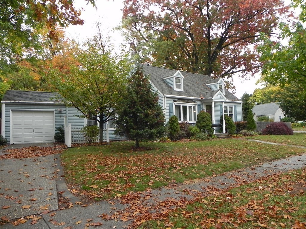30 Arden Street Springfield, MA 01118 - Photo 3 of 14