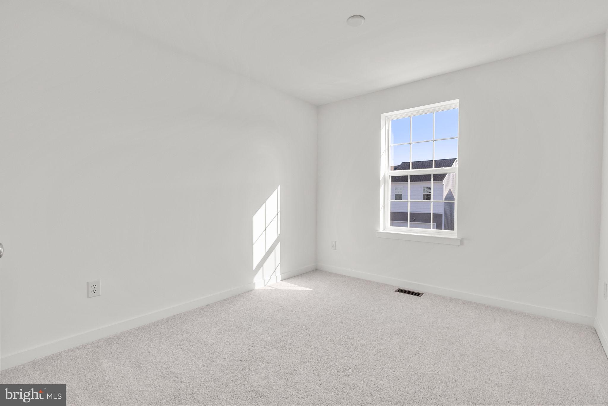 1 Inkwell Lane Sicklerville, NJ 08081 - Photo 21 of 32 an empty room with windows