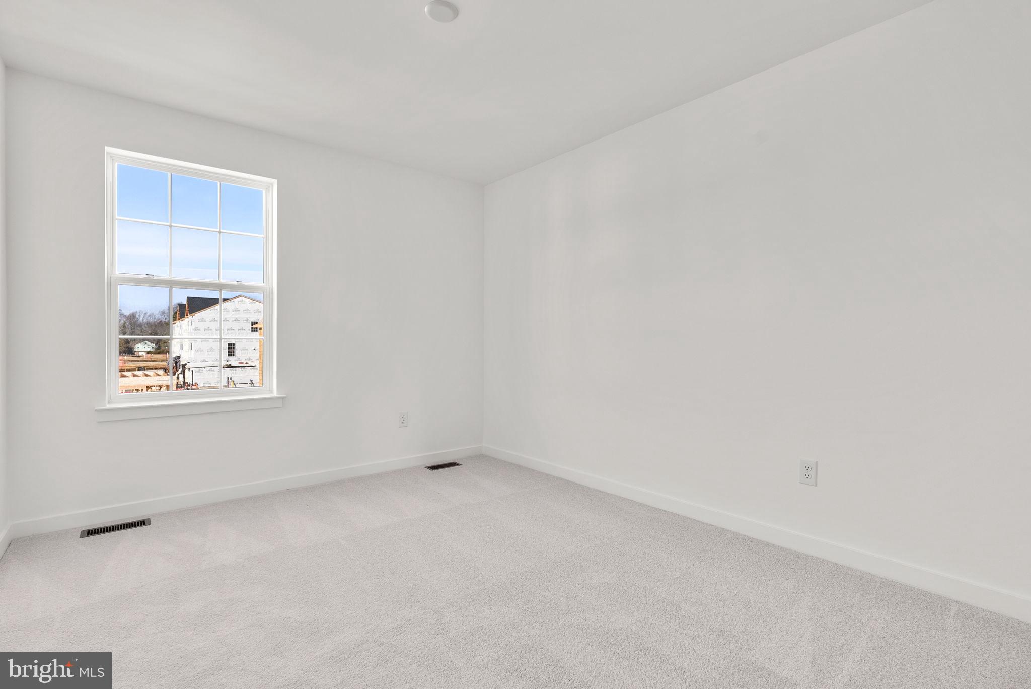 1 Inkwell Lane Sicklerville, NJ 08081 - Photo 23 of 32 an empty room with windows