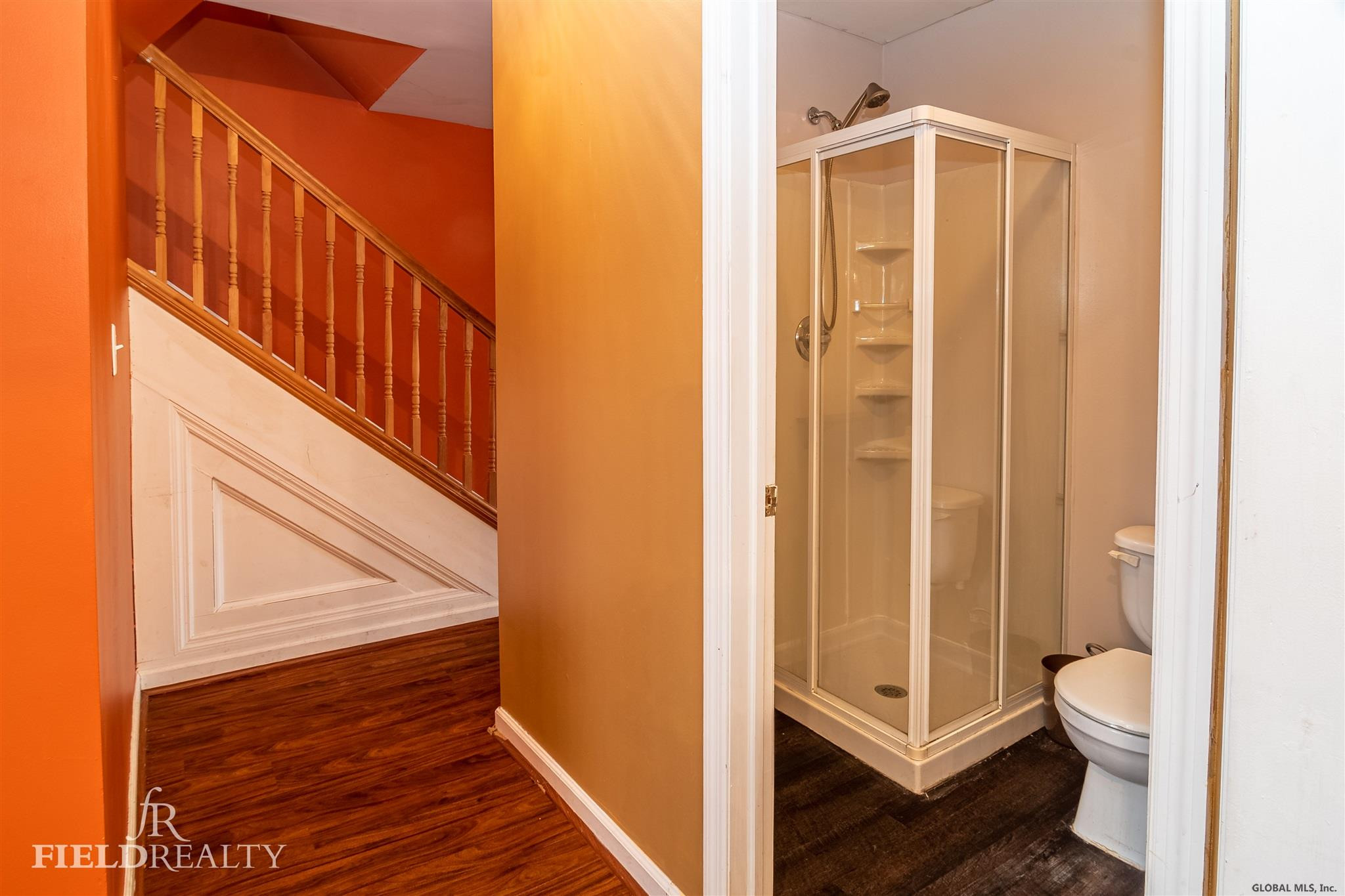 311 Chiswell Road Schenectady, NY 12304 - Photo 15 of 29 Photo 15