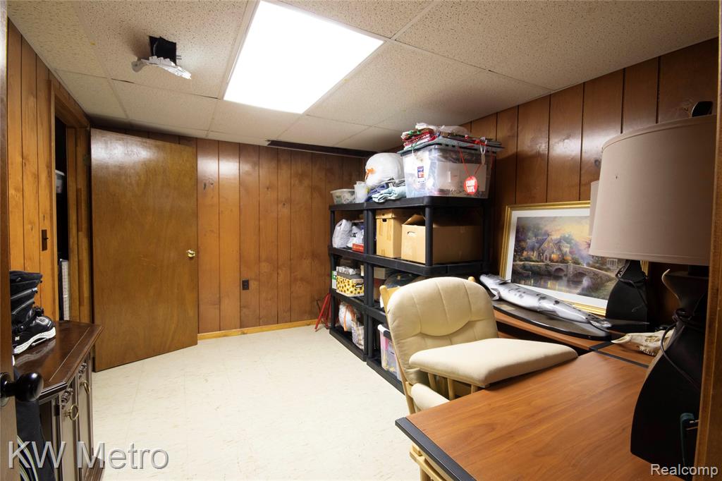 8401 18 18 Mile Road, Unit 253 Sterling Heights, MI 48313 - Photo 7 of 9
