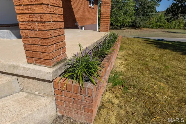 $259,900 | 2125 Barron Road, Poplar Bluff, MO 63901