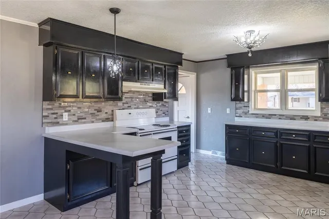 $259,900 | 2125 Barron Road, Poplar Bluff, MO 63901