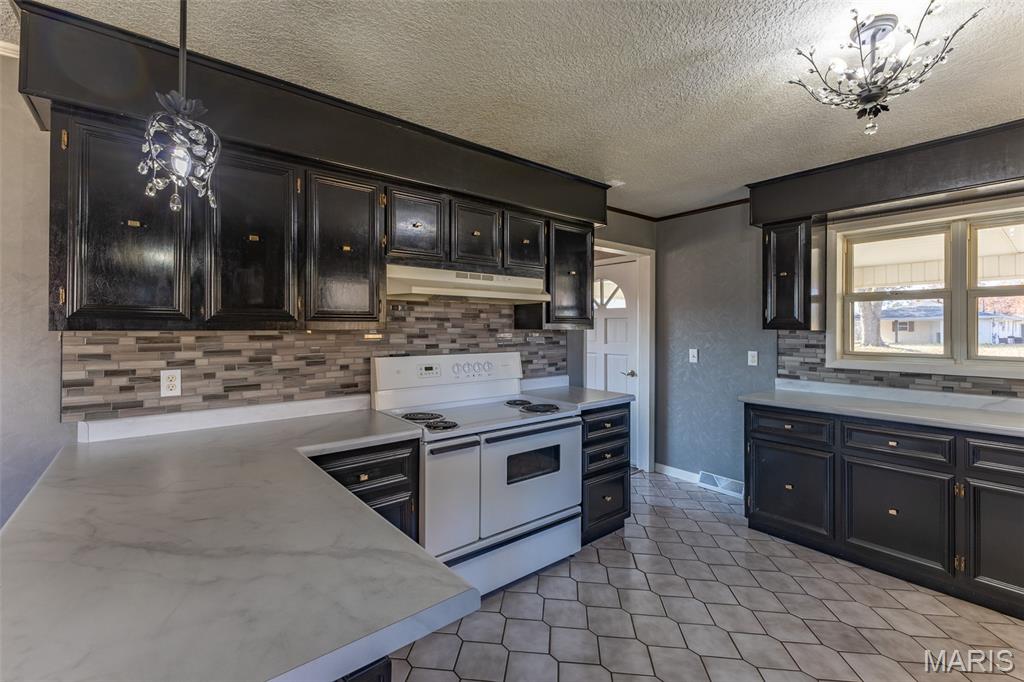 2125 Barron Road Poplar Bluff, MO 63901 - Photo 6 of 36