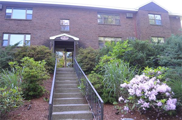 24 Spencer Road, Unit 34N Boxborough, MA 01719 - Photo 1 of 7