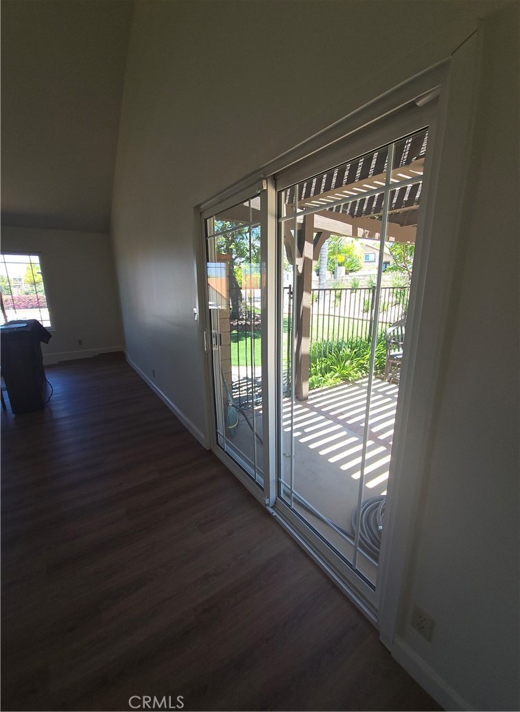 7134 Dos Rios Drive Tujunga, CA 91042 - Photo 10 of 24