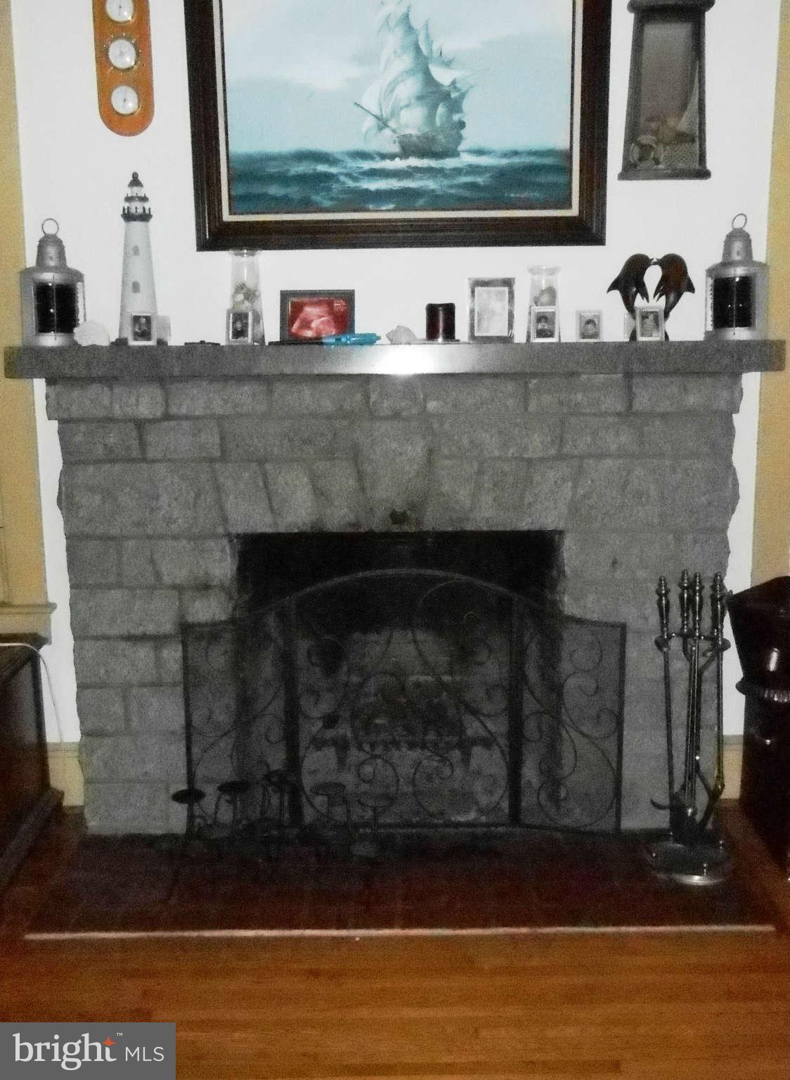 17 West Cherry Street Rising Sun, MD 21911 - Photo 3 of 6 Living Room