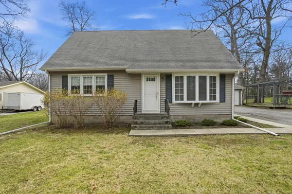 $349,900 | 8951 State Line Road, Dyer, IN 46311