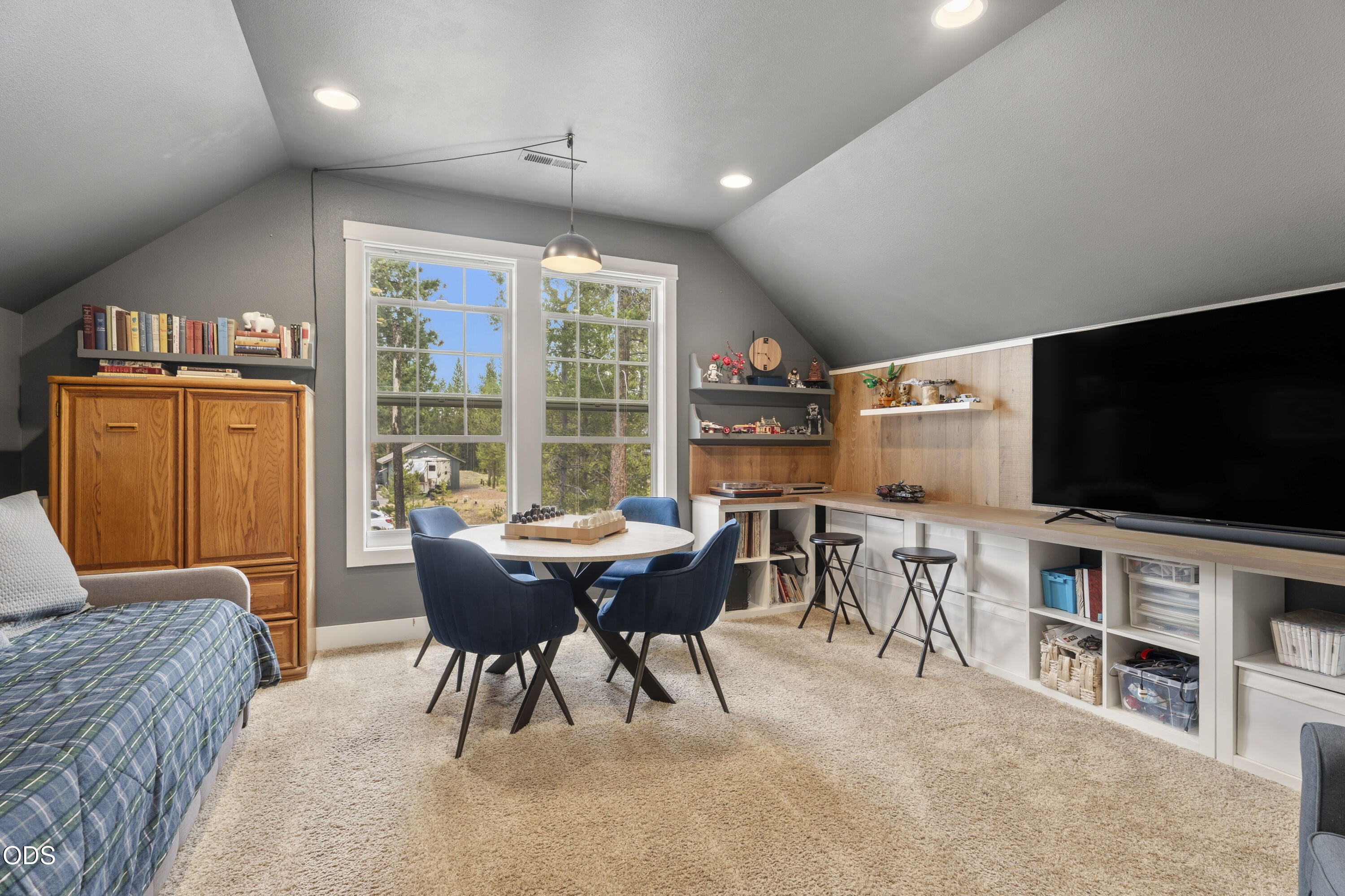 17169 Kingsburg Road Bend, OR 97707 - Photo 56 of 77