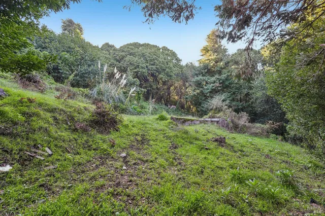 $589,000 | 95 Highland Way, Inverness, CA 94937