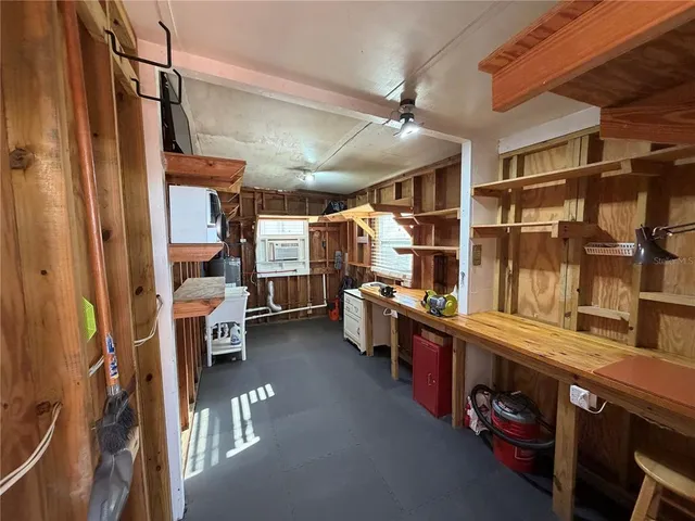 a view of an outdoor space