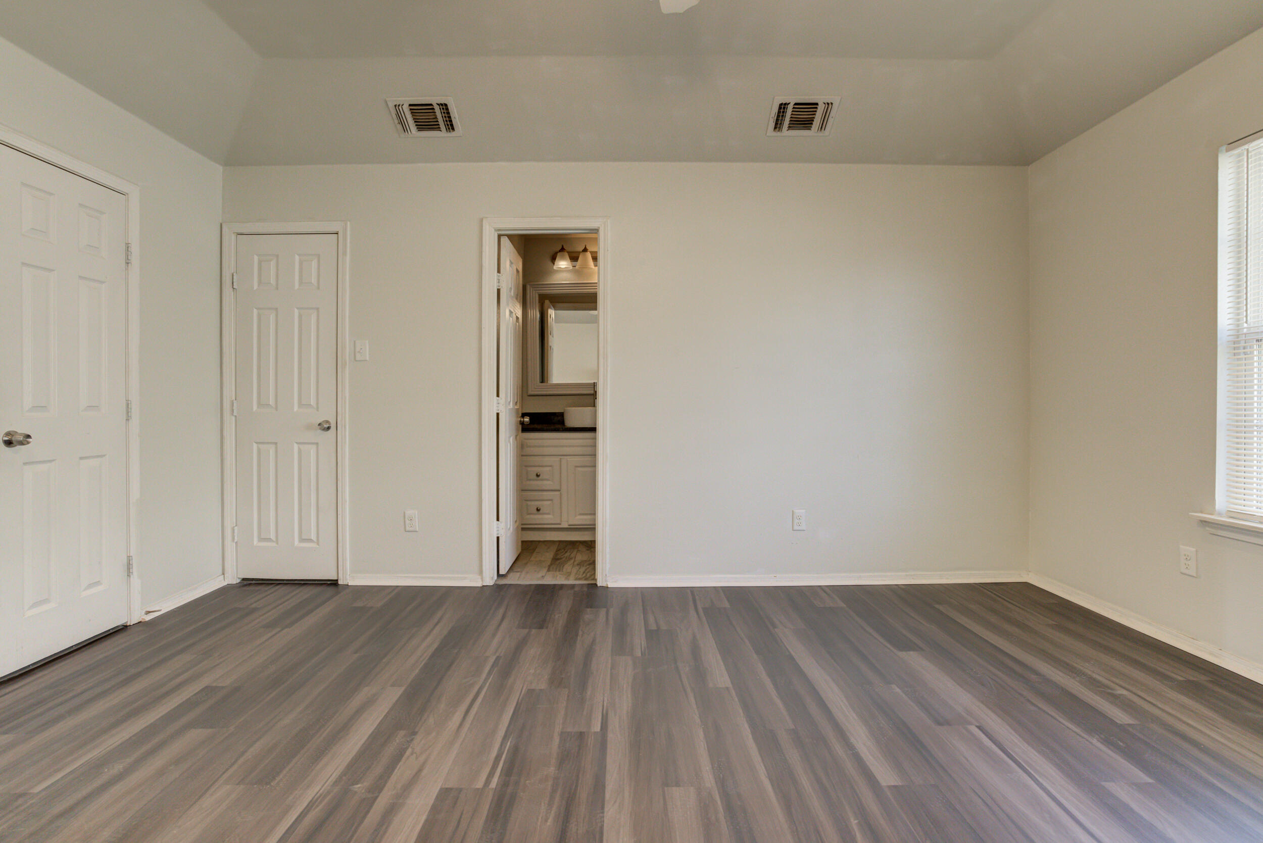 1608 48th Street Lubbock, TX 79412 - Photo 22 of 35 DSC06988_89_90_91_92