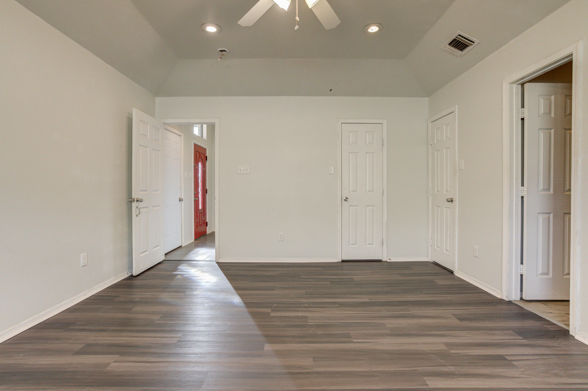 1608 48th Street Lubbock, TX 79412 - Photo 24 of 35 DSC06998_6999_7000_7001_7002
