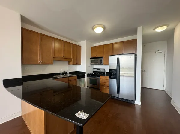 $260,000 | 1101 South State Street, Unit 1406, Chicago, IL 60605