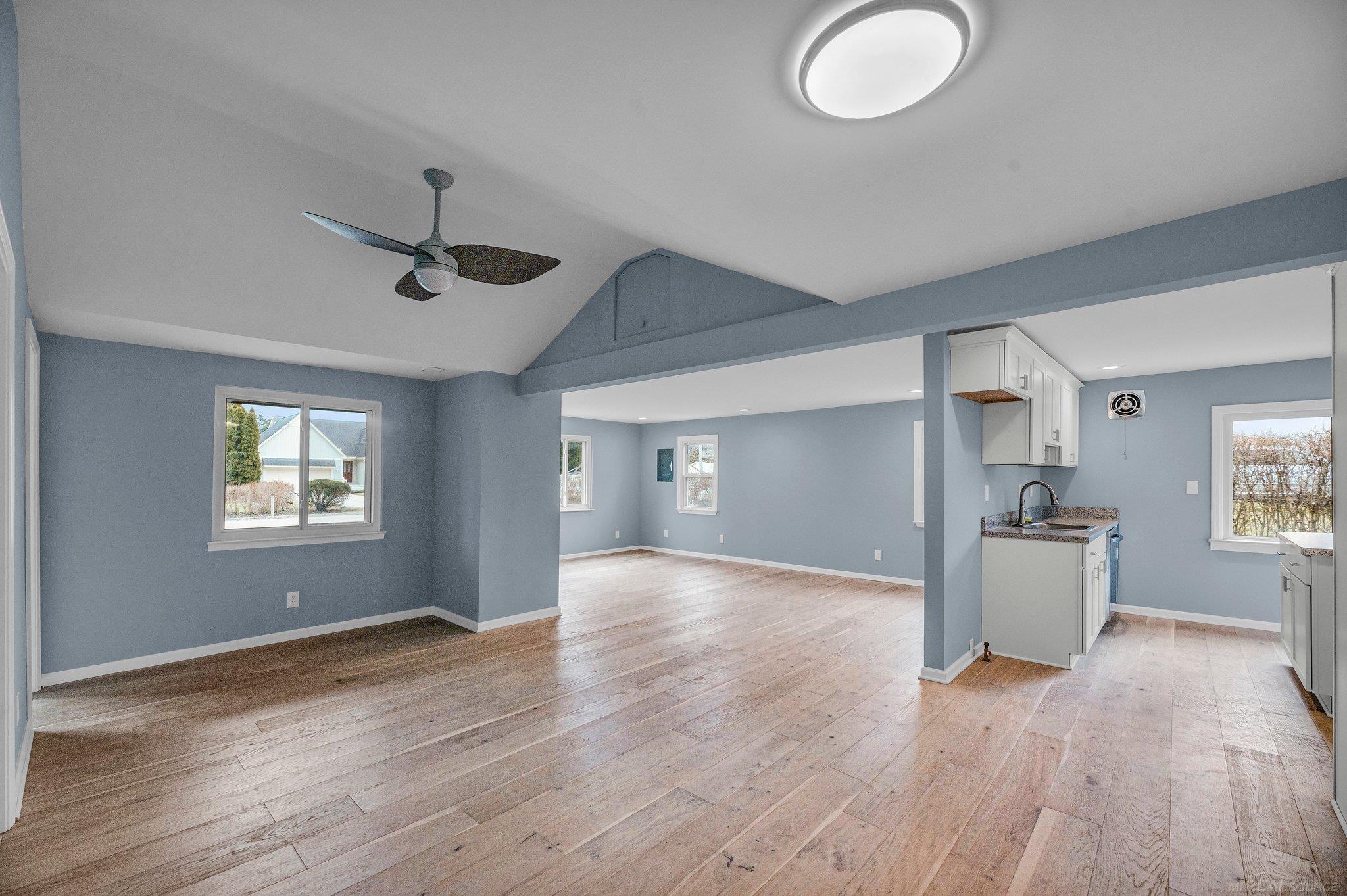 49521 Fuller Road Chesterfield, MI 48051 - Photo 7 of 23
