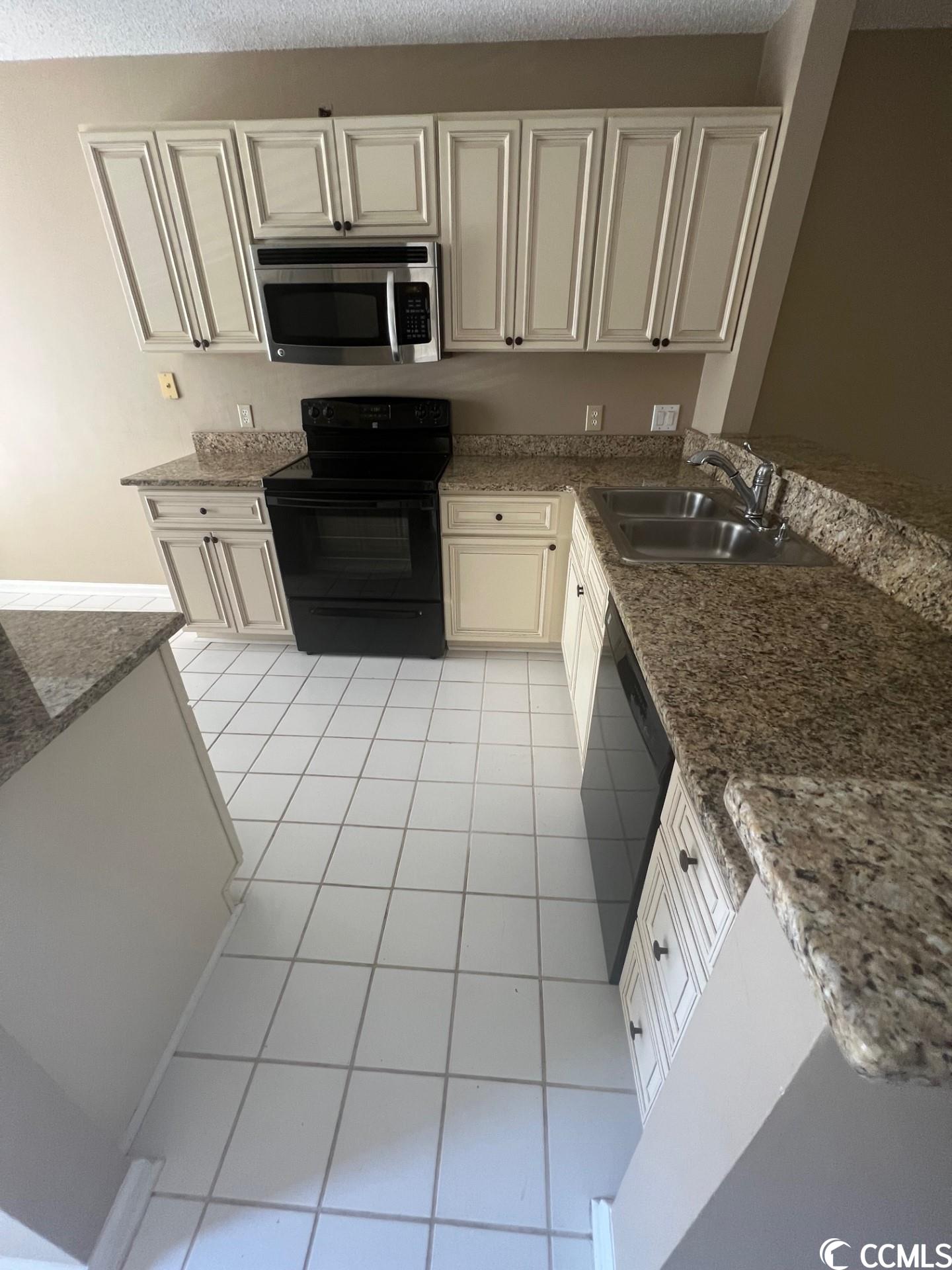 3871 Myrtle Pointe Drive Myrtle Beach, SC 29577 - Photo 3 of 25