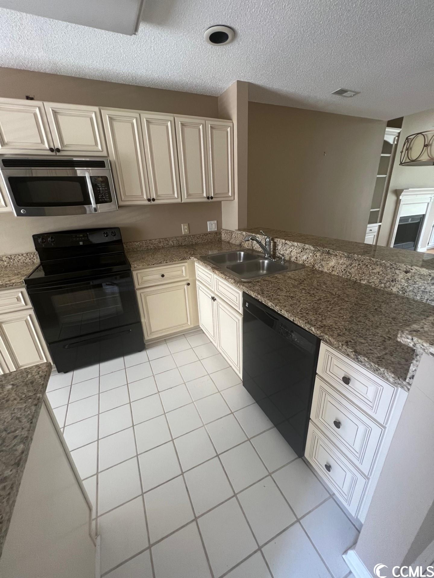 3871 Myrtle Pointe Drive Myrtle Beach, SC 29577 - Photo 5 of 25