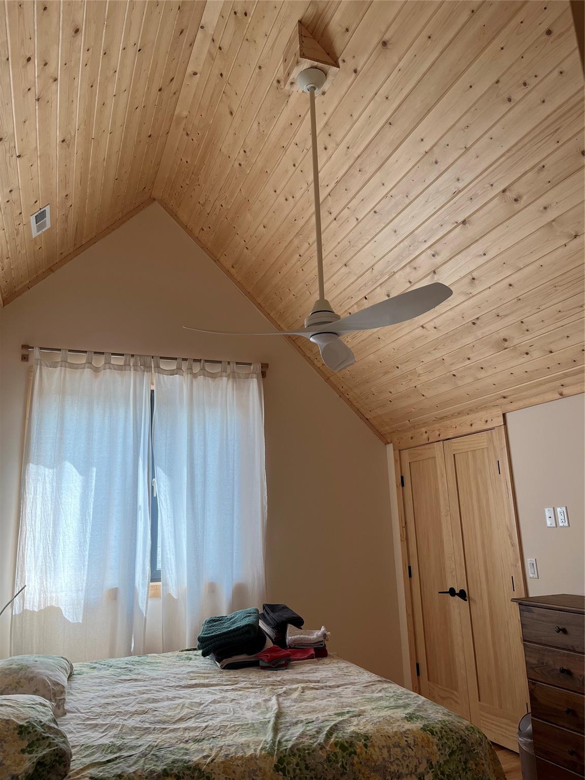 1252 Cardinal Road Brevard, NC 28712 - Photo 19 of 31 a bedroom with a bed and a window