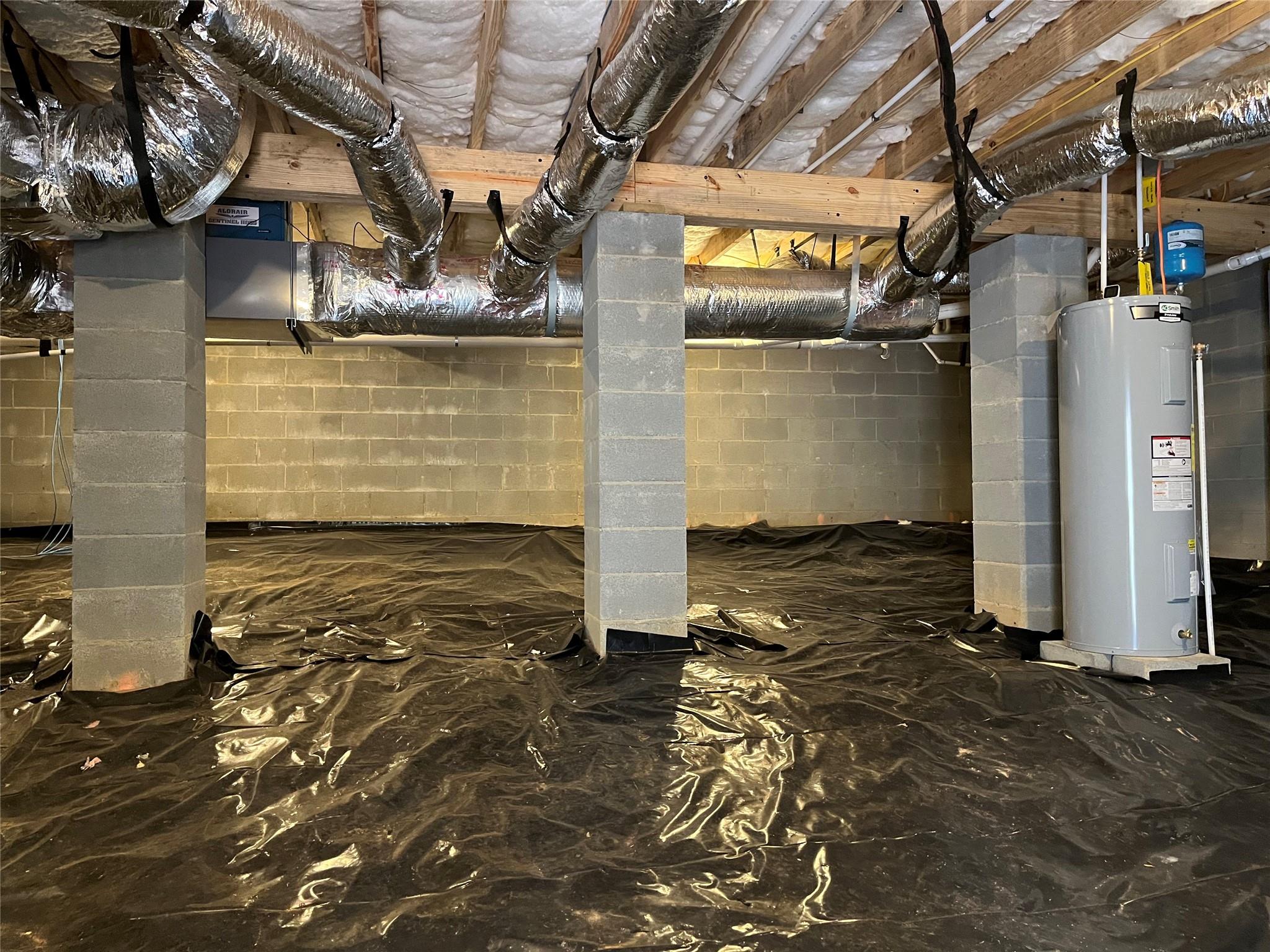 1252 Cardinal Road Brevard, NC 28712 - Photo 23 of 31 a view of a pathway of a building