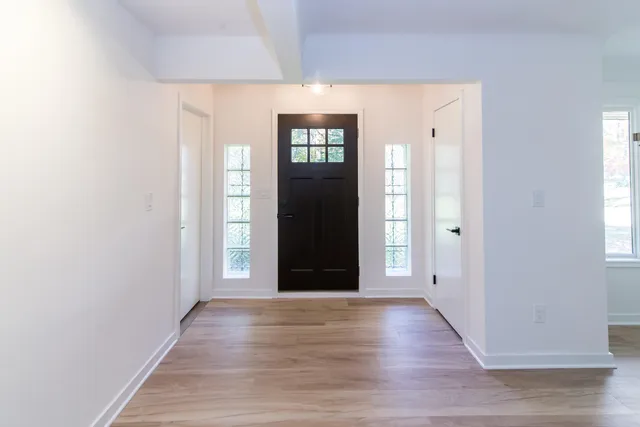 $524,999 | 16832 Bell Creek Lane, Livonia, MI 48154