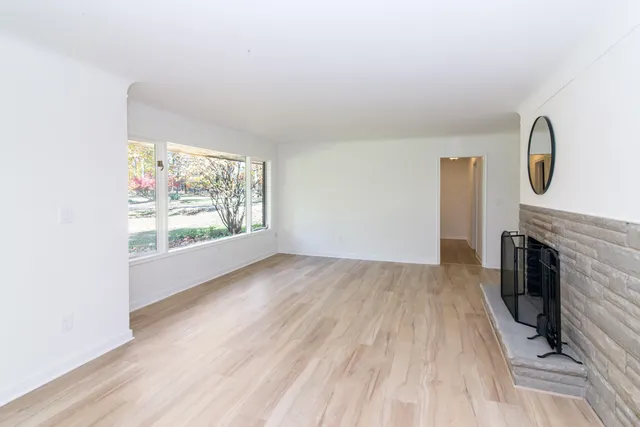 $524,999 | 16832 Bell Creek Lane, Livonia, MI 48154